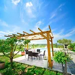 Charming In Ljubac, Pool Apartment Ljubač