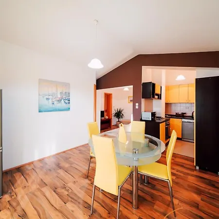 Apartament Charming In Ljubac, Pool
