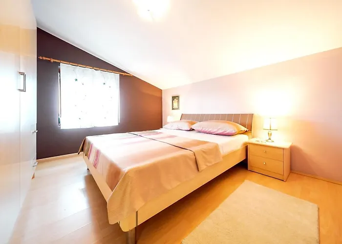 アパート Charming In Ljubac, Pool *